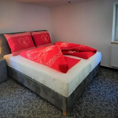Garni Flori Holiday home *