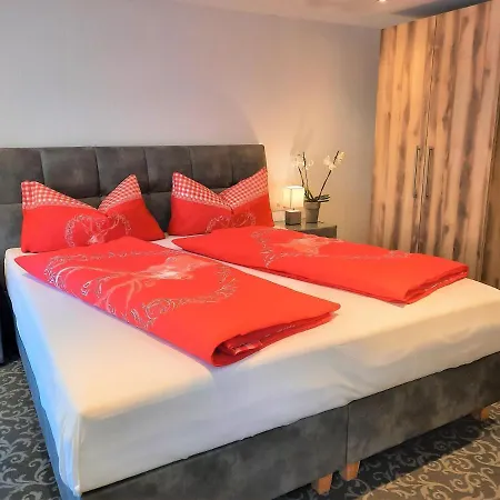 Tatil Evi Garni Flori