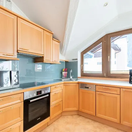 Garni Flori Tatil Evi Längenfeld