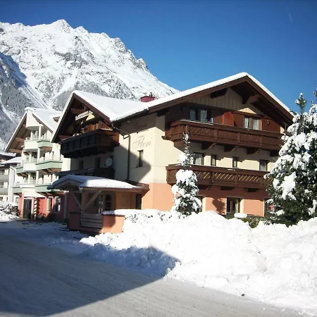 Garni Flori Längenfeld