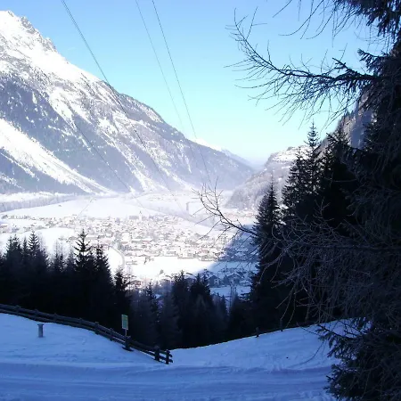 Garni Flori Feriehus *