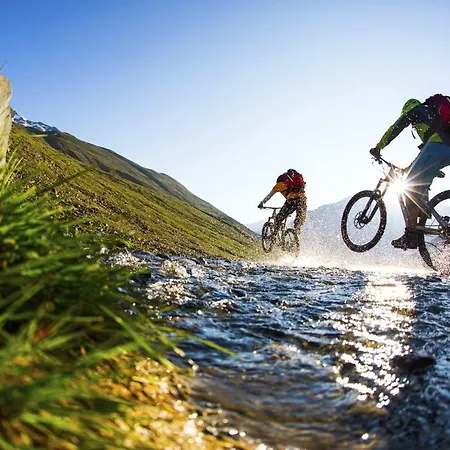 Garni Flori Längenfeld